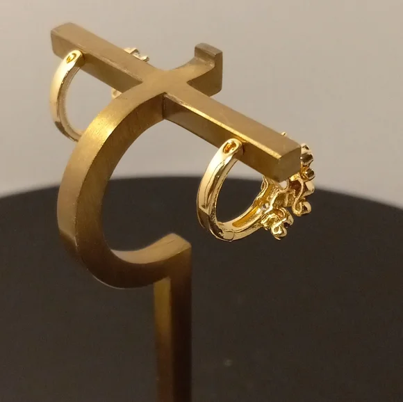 Hope Drop Earring Elephant With Zircon Gold Layered/Oro Laminado NWOT - Picture 13 of 15